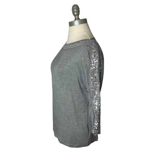 Cable & Gauge Gray Silver Sequin Blouse Dolman Open Slit Sleeve Size XS - Picture 9 of 14